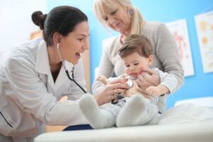 gyermekorvosi vizsgálat, gyermekkori szűrővizsgálat, gyermek egészségügyi szűrővizsgálat